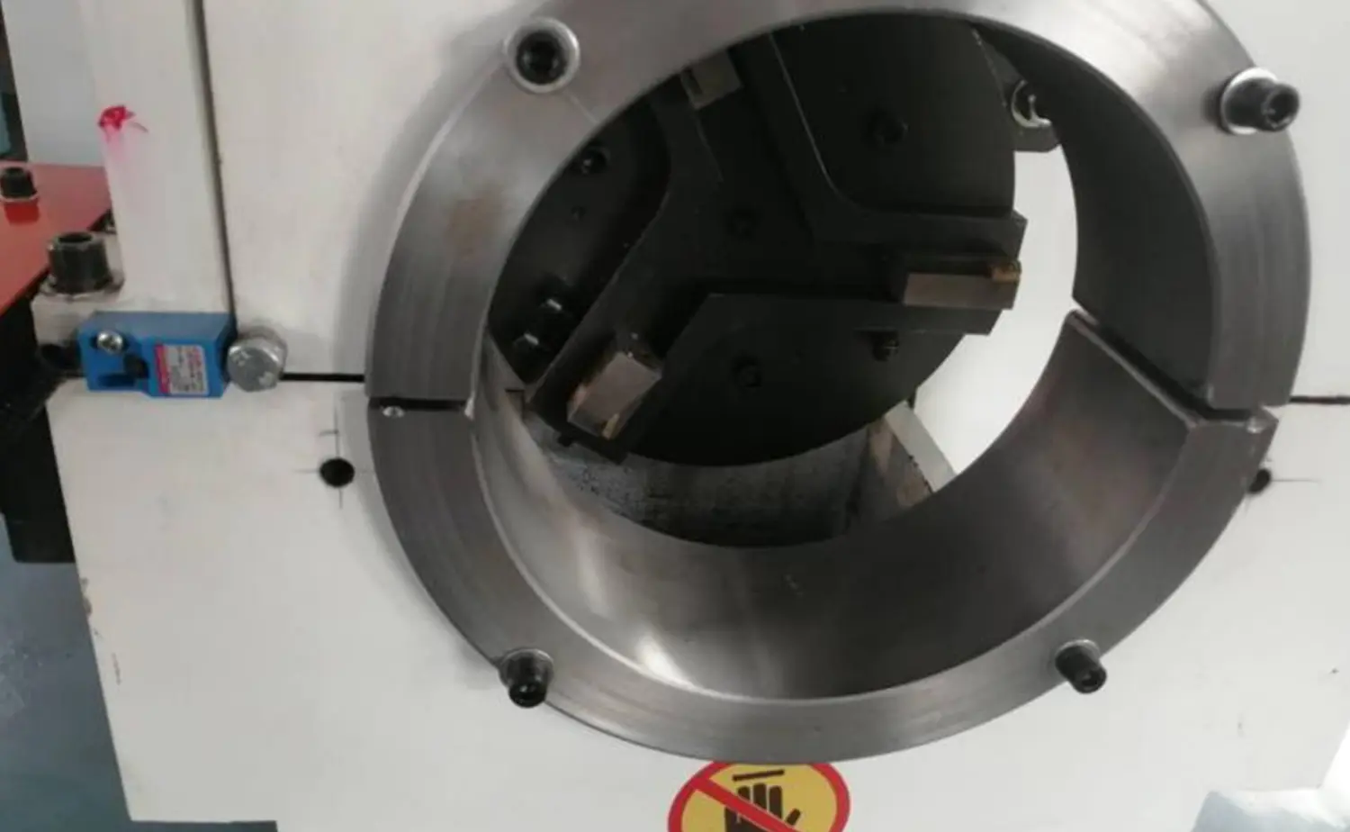 Smussatrice per tubi a testa singola serie EF PV2 per tubi metallici