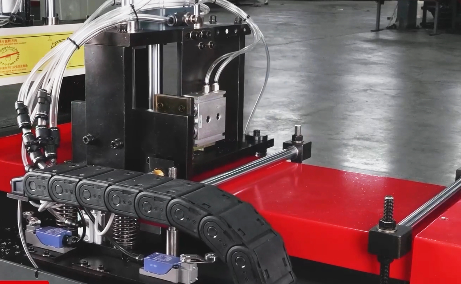Macchina per il taglio completamente automatica di alluminio e rame serie CNC455