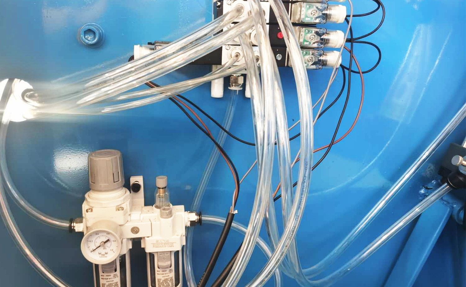 Smussatrice per tubi multilato a doppia testa serie DEF AC