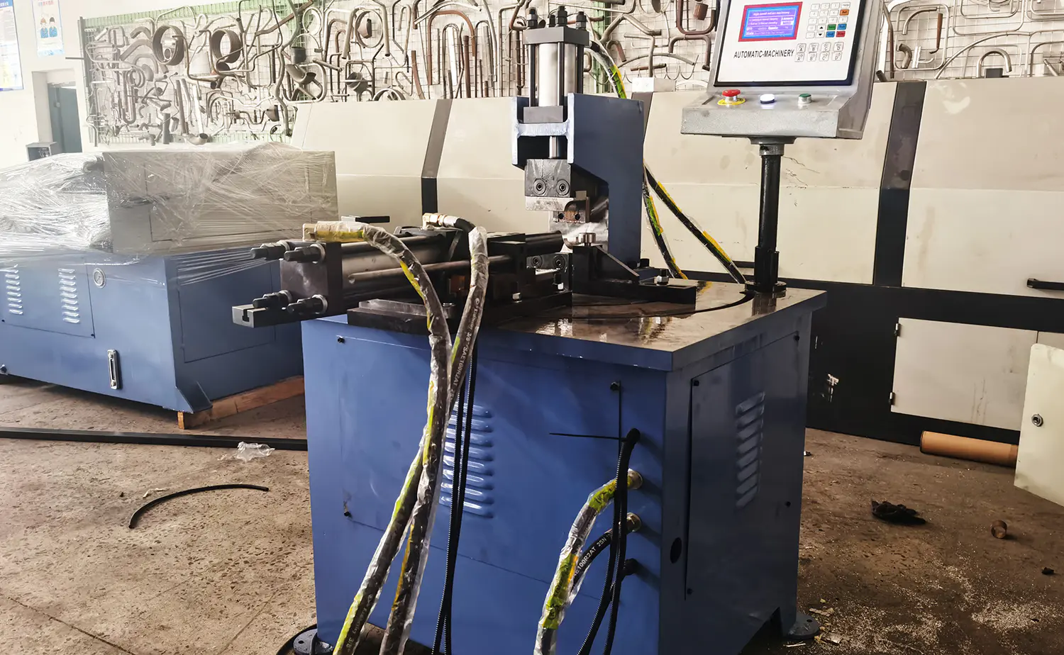 Macchina per scantonare tubi CH50