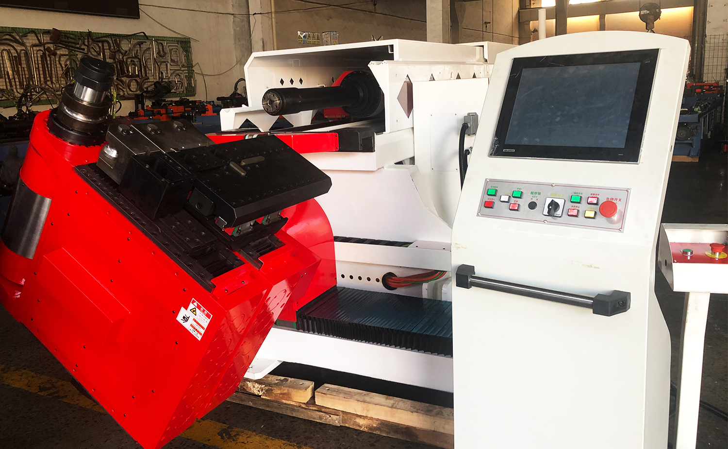 Macchina piegatubi per tubi a testa rotante CNC - bidirezionale